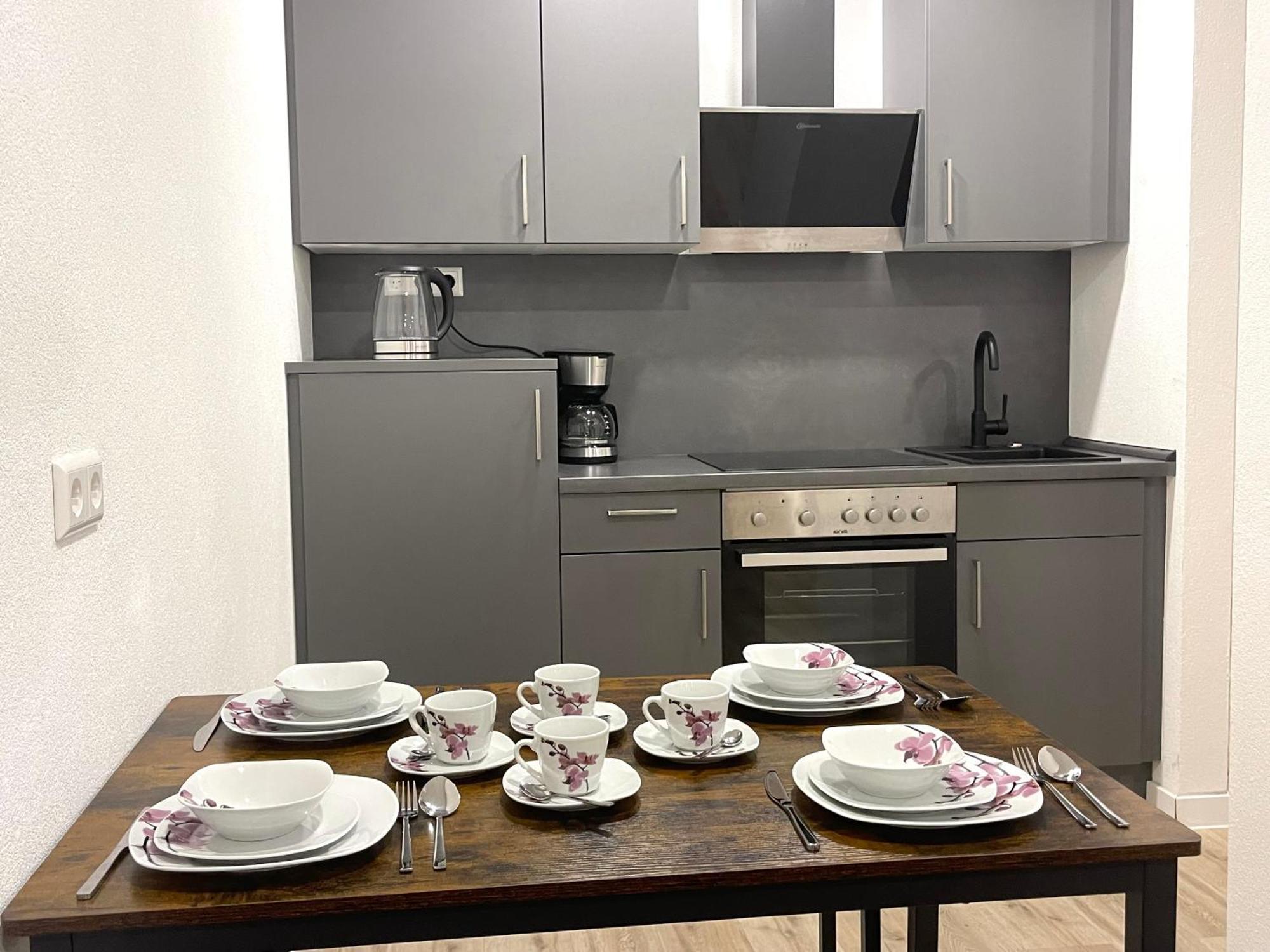 Neu Grosse Einzimmerwohnung Im Zentrum Goldstadt Pforzheim Schloessle エクステリア 写真