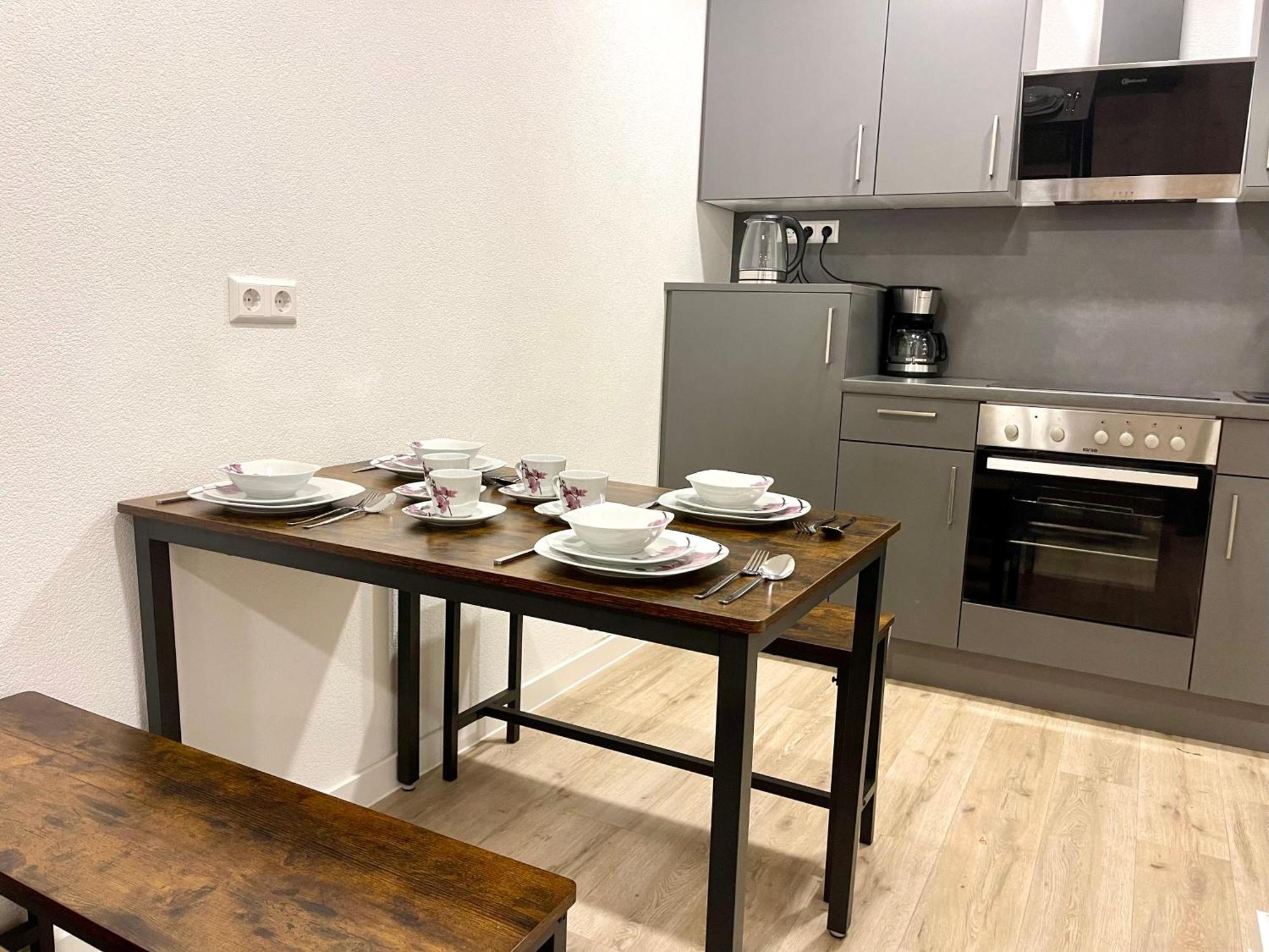 Neu Grosse Einzimmerwohnung Im Zentrum Goldstadt Pforzheim Schloessle エクステリア 写真
