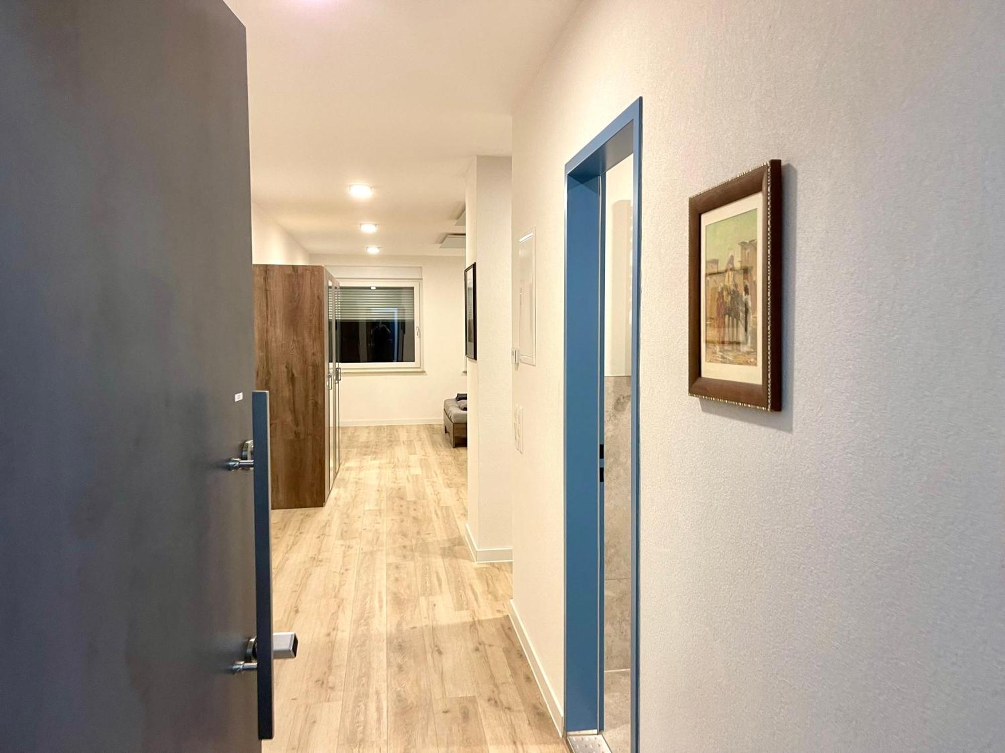 Neu Grosse Einzimmerwohnung Im Zentrum Goldstadt Pforzheim Schloessle エクステリア 写真